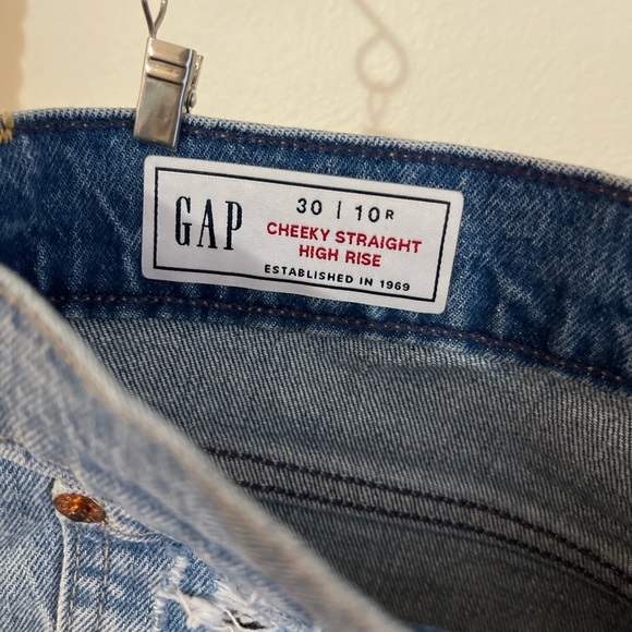 GAP Cheeky Straight High Rise Jeans – Size 30/10R - Picture 7 of 7